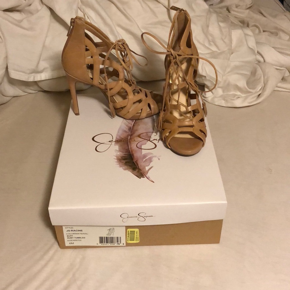 Heels - Picture 2 of 4